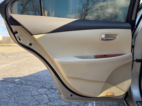 Used 2012 Lexus ES 350 image 19