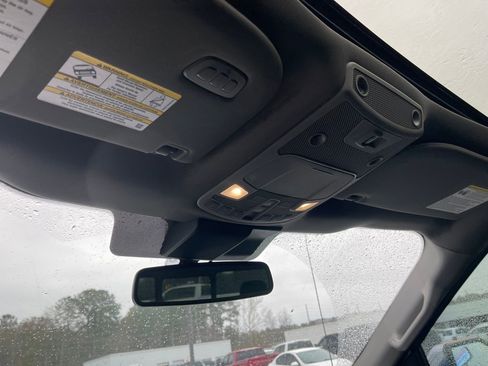 Used 2019 Ford F150 Lariat w/ Equipment Group 502A Luxury image 19