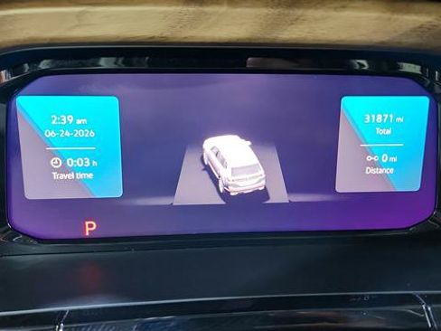 Used 2025 Volkswagen Atlas SE FWD image 14
