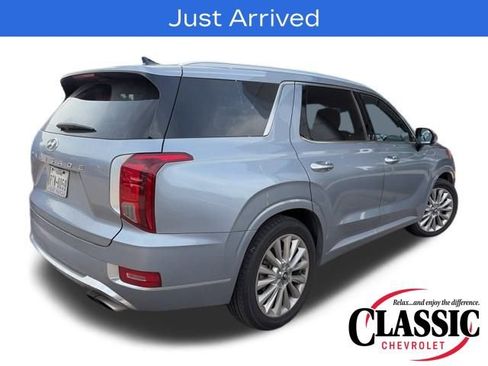 Used 2020 Hyundai Palisade Limited image 11