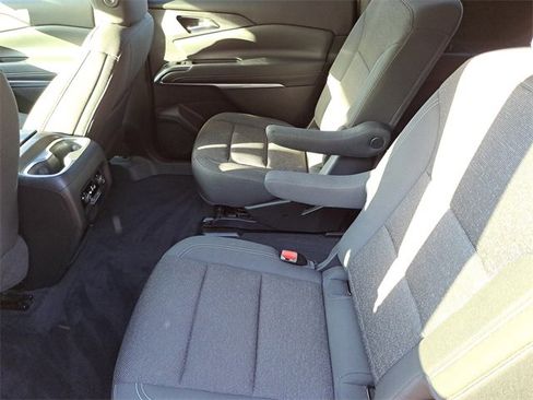 Used 2024 Chevrolet Traverse LT w/ Trailering Package image 22