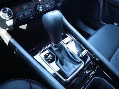 New 2026 Jeep Compass Latitude image 8