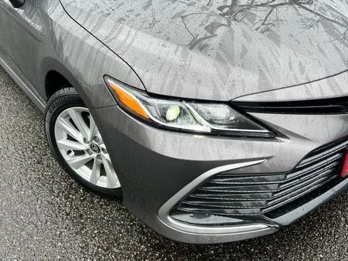 Certified 2023 Toyota Camry LE image 3