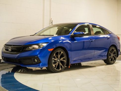 Used 2019 Honda Civic Sport image 4