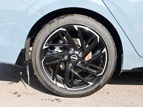 New 2026 Nissan Sentra SR image 10