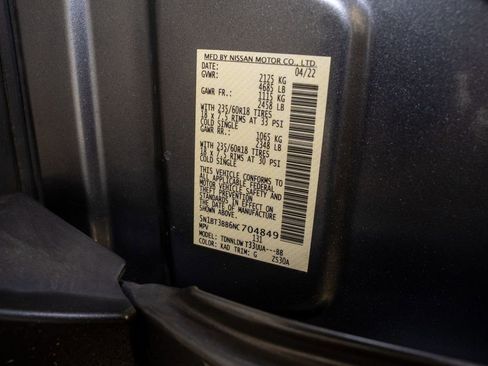 Used 2022 Nissan Rogue SV image 19