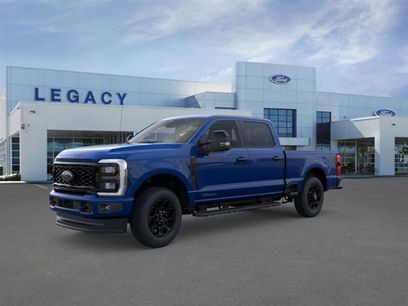 New 2026 Ford F250 Lariat w/ Black Appearance Package