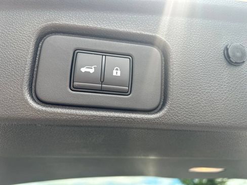 Certified 2024 Nissan Pathfinder SL AWD/4WD image 30