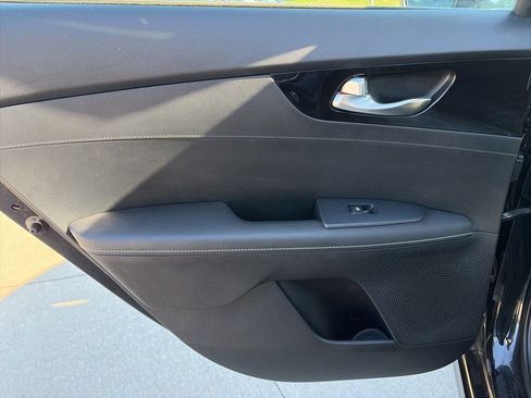 Used 2019 Kia Forte S FWD image 33