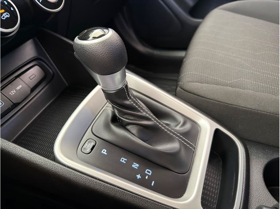 Used 2022 Hyundai Venue SE FWD image 22