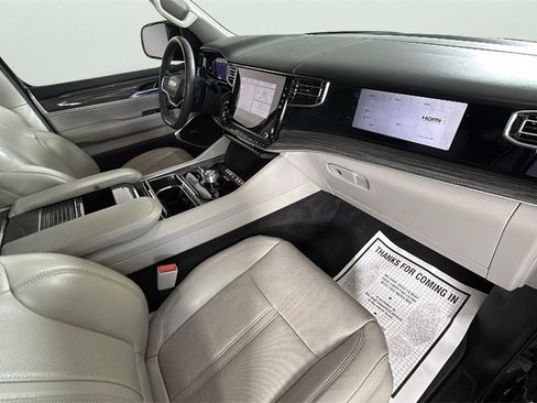 Used 2022 Jeep Wagoneer Series II w/ Premium Group I image 37
