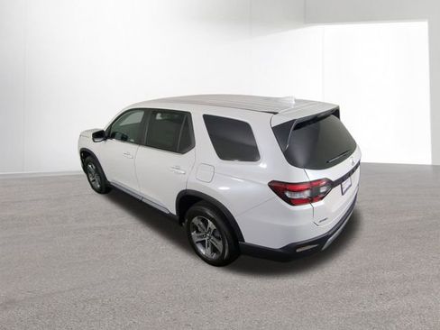 New 2025 Honda Pilot EX-L image 19