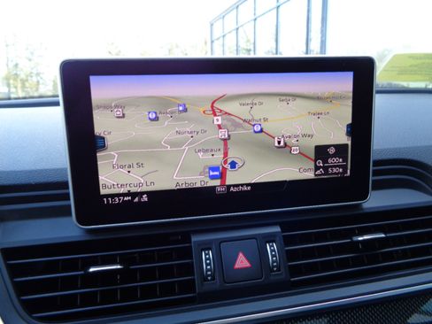 Used 2019 Audi SQ5 Prestige image 12