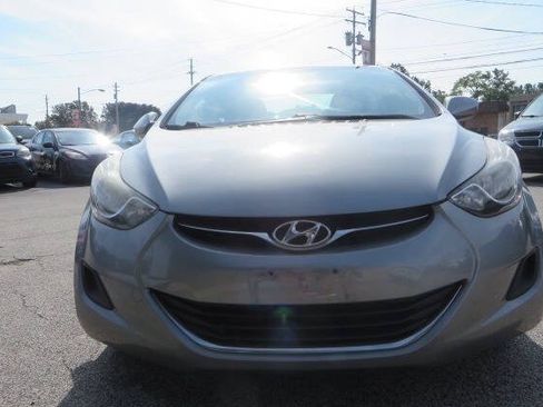 Used 2012 Hyundai Elantra GLS FWD image 6