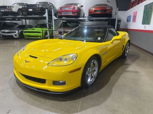 Used 2011 Chevrolet Corvette Grand Sport w/ Preferred Equipment Group image 28
