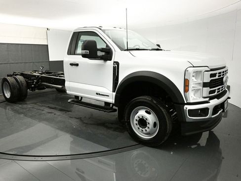 New 2025 Ford F550 XL image 21