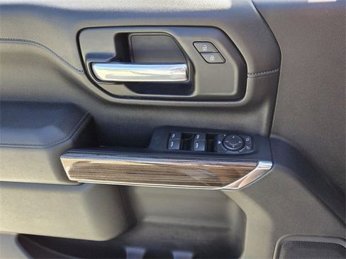 Used 2023 Chevrolet Silverado 2500 LT w/ Convenience Package image 36