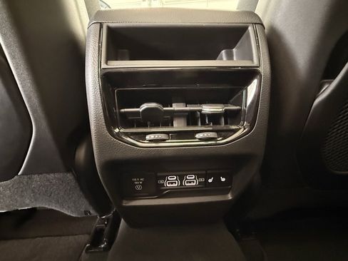 Used 2024 Jeep Grand Cherokee Limited 4xe w/ Luxury Tech Group II image 21