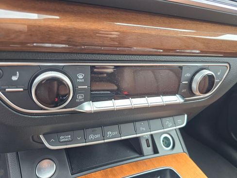 Used 2022 Audi Q5 2.0T Premium image 28