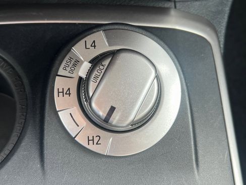 Used 2024 Toyota 4Runner SR5 Premium image 9