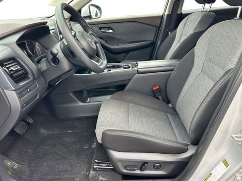 Used 2021 Nissan Rogue SV image 10