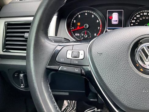 Used 2018 Volkswagen Atlas SEL image 23