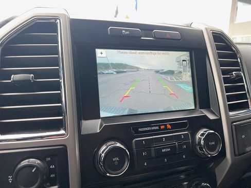 Used 2016 Ford F150 Lariat w/ Equipment Group 501A Mid image 17