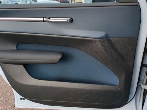 New 2025 Volvo EX30 Plus w/ Climate Package image 22