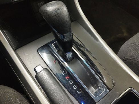 Used 2013 Honda Accord EX image 9