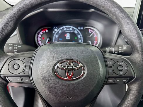 New 2025 Toyota RAV4 XLE image 15