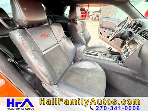 Used 2014 Dodge Challenger R/T RWD image 28