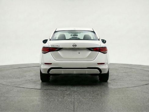 Used 2025 Nissan Sentra SV image 7