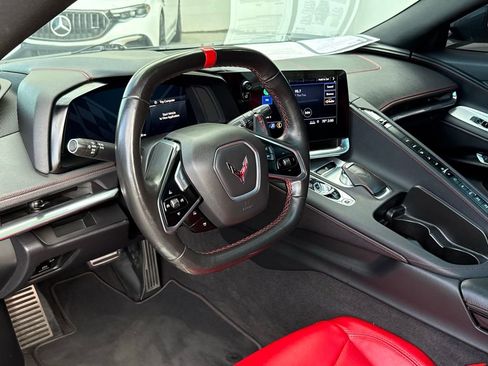 Used 2020 Chevrolet Corvette Stingray w/ Z51 Performance Package image 21