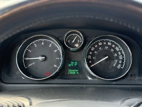 Used 2013 Chevrolet Captiva Sport LS image 26