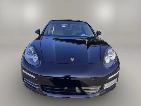 Used 2015 Porsche Panamera 4 AWD/4WD image 2