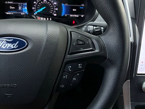 Used 2022 Ford Edge SE w/ Black Appearance Package image 33