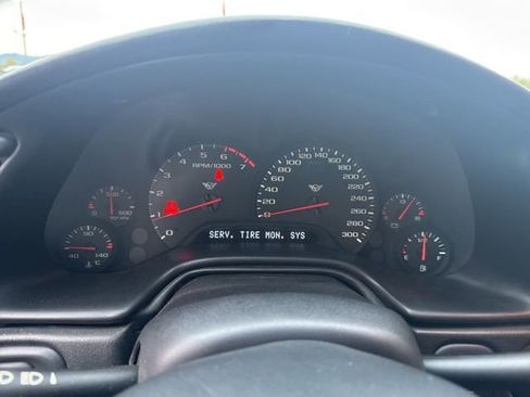 Used 1999 Chevrolet Corvette Convertible image 11