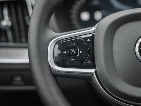 New 2026 Volvo XC60 B5 Ultra w/ Protection Package Premier image 31