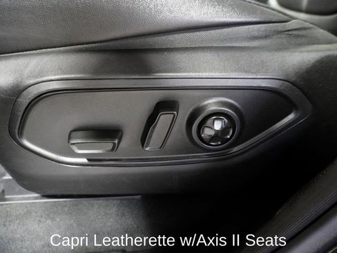 Used 2024 Jeep Grand Cherokee Limited w/ Luxury Tech Group II image 13