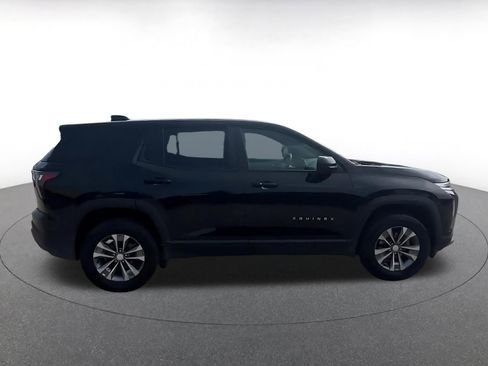 Used 2025 Chevrolet Equinox LT FWD image 16