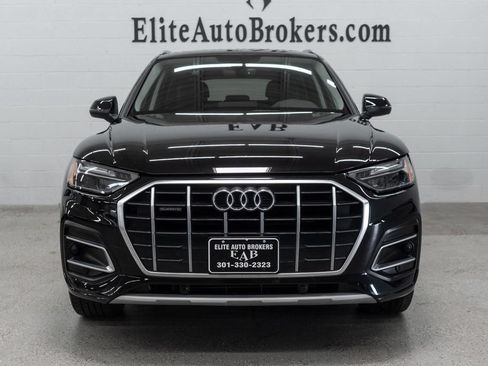 Used 2023 Audi Q5 2.0T Premium w/ Convenience Package AWD/4WD image 3