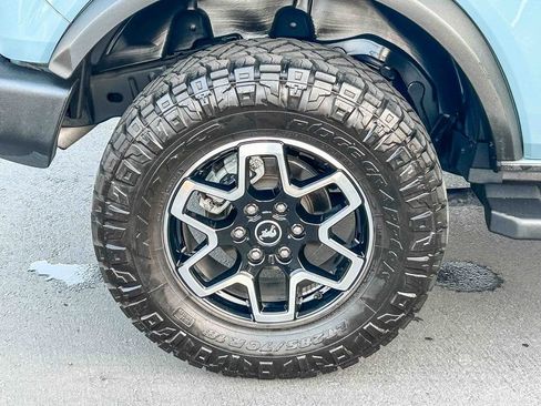 Used 2022 Ford Bronco Outer Banks AWD/4WD image 13
