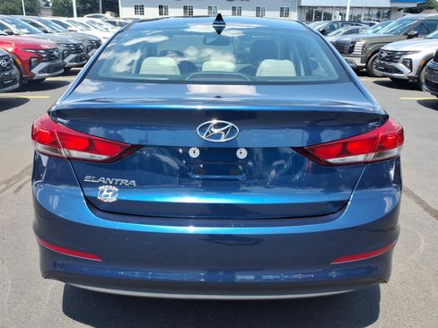Used 2018 Hyundai Elantra Value Edition FWD image 6