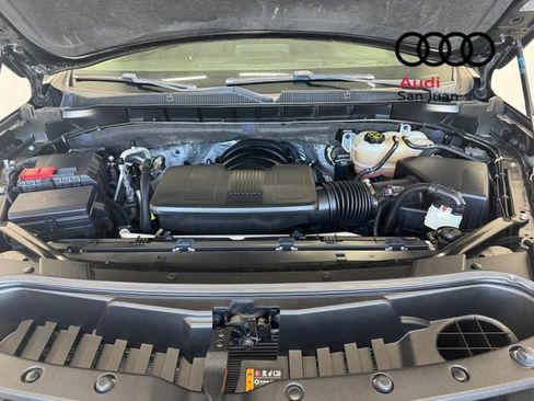 Used 2023 Chevrolet Tahoe Z71 w/ Luxury Package image 5