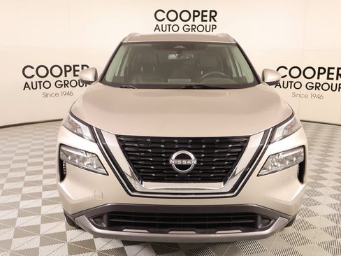 Used 2023 Nissan Rogue SL FWD image 9