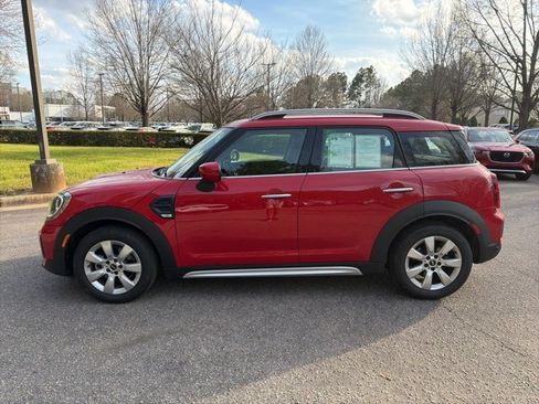 Used 2024 MINI Cooper Countryman image 2
