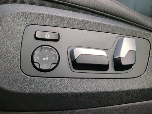 Used 2019 BMW X5 xDrive40i w/ Convenience Package image 27