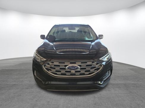 Used 2024 Ford Edge Titanium w/ Equipment Group 301A AWD/4WD image 2