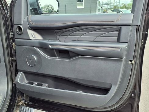 Used 2022 Ford Expedition Max Platinum AWD/4WD image 13