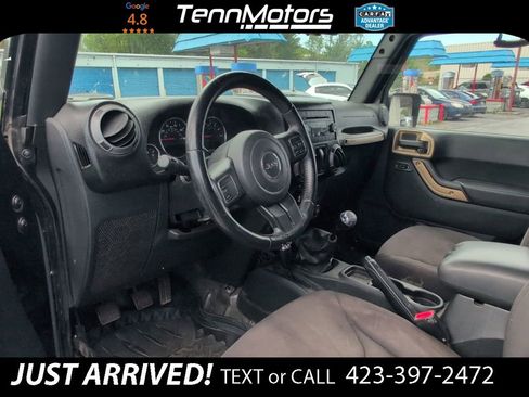 Used 2015 Jeep Wrangler Sport w/ Quick Order Package 23S AWD/4WD image 12